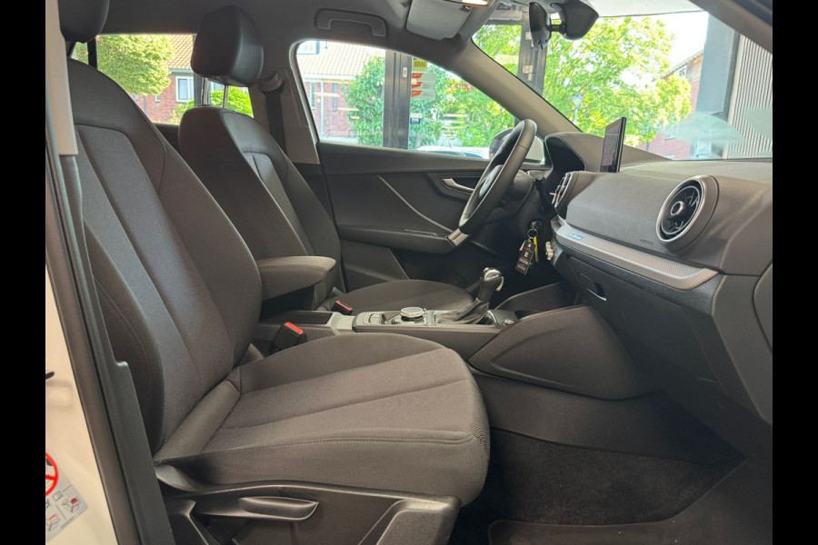 Audi Q2 35 TFSI S Edition AIRCO NAVIGATIE PDC STOELVERWARMING START/STOP BLUETOOTH