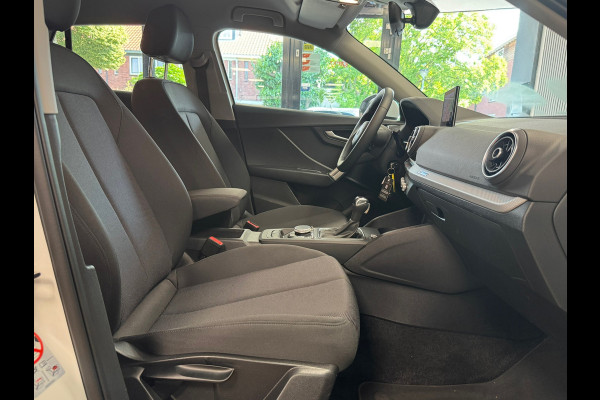 Audi Q2 35 TFSI S Edition AIRCO NAVIGATIE PDC STOELVERWARMING START/STOP BLUETOOTH