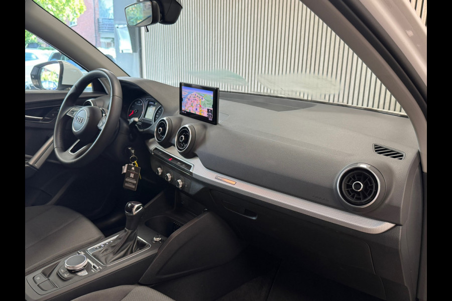 Audi Q2 35 TFSI S Edition AIRCO NAVIGATIE PDC STOELVERWARMING START/STOP BLUETOOTH