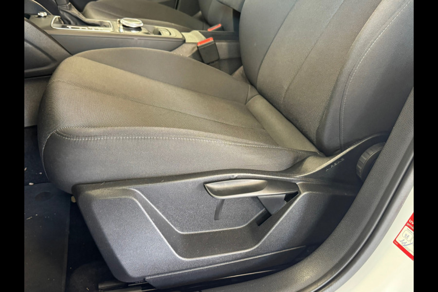 Audi Q2 35 TFSI S Edition AIRCO NAVIGATIE PDC STOELVERWARMING START/STOP BLUETOOTH