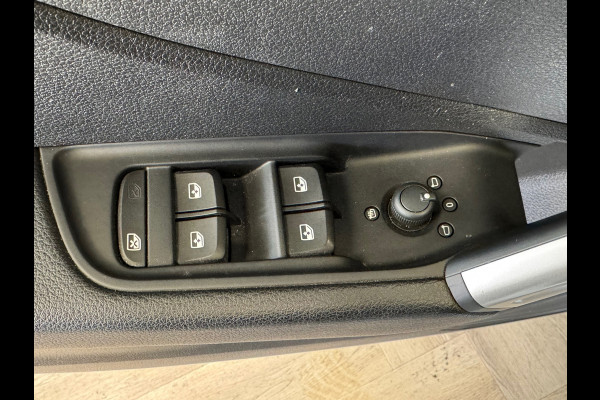 Audi Q2 35 TFSI S Edition AIRCO NAVIGATIE PDC STOELVERWARMING START/STOP BLUETOOTH