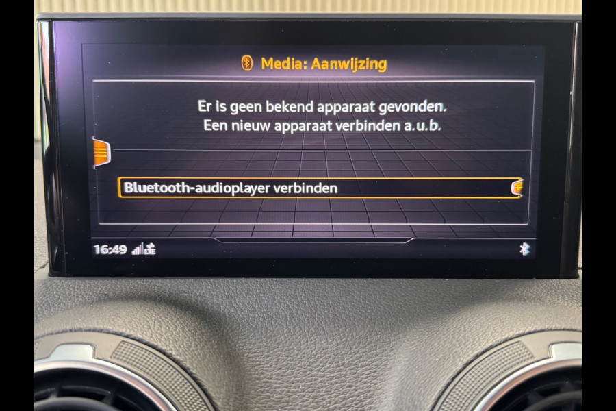 Audi Q2 35 TFSI S Edition AIRCO NAVIGATIE PDC STOELVERWARMING START/STOP BLUETOOTH