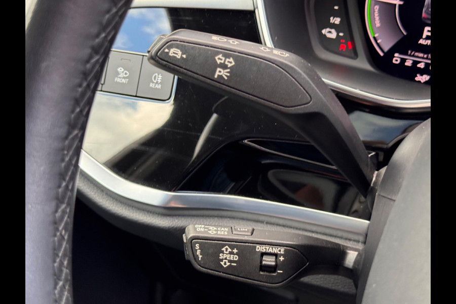 Audi Q3 Sportback 45 TFSI e S Edition Pano/360/Matrix/Ambiance