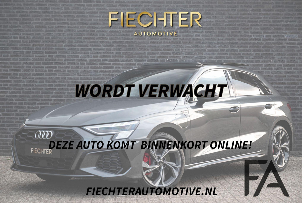 Audi A3 Sportback 45 TFSI e S Line Competition Panodak|18Inch|Sfeerverlichting|Daytonagrau Audi A3 Sportback 45 TFSI e S Line Competition Panodak|18Inch|Sfeerverlichting|Daytonagrau