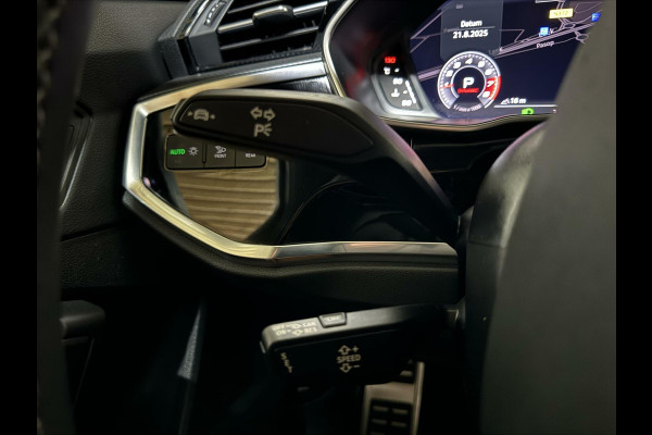 Audi Q3 Sportback 35 TFSI S-Line Black Edition Pano Virtual Carplay