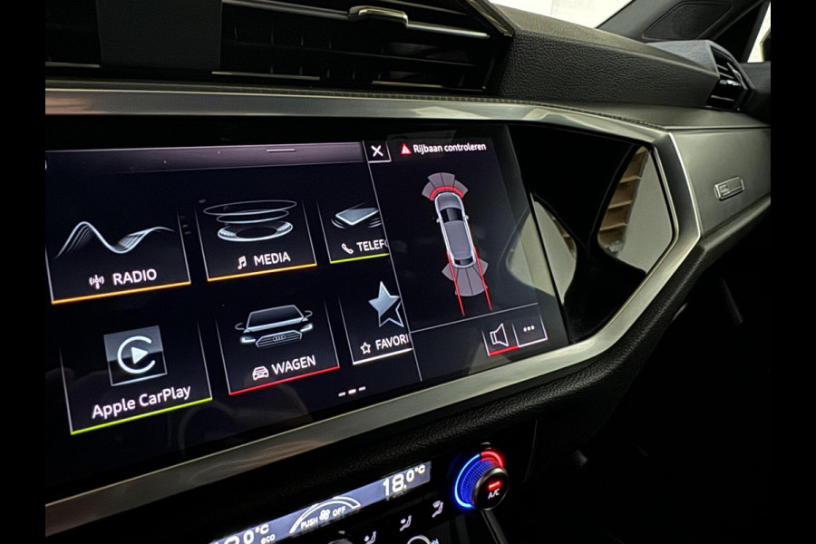 Audi Q3 Sportback 35 TFSI S-Line Black Edition Pano Virtual Carplay