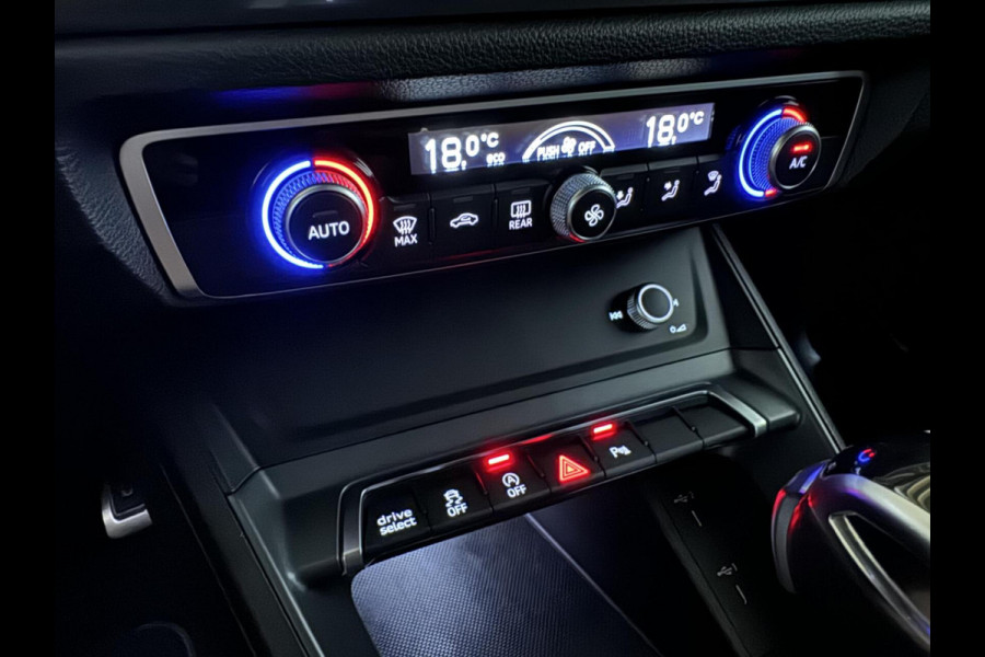 Audi Q3 Sportback 35 TFSI S-Line Black Edition Pano Virtual Carplay