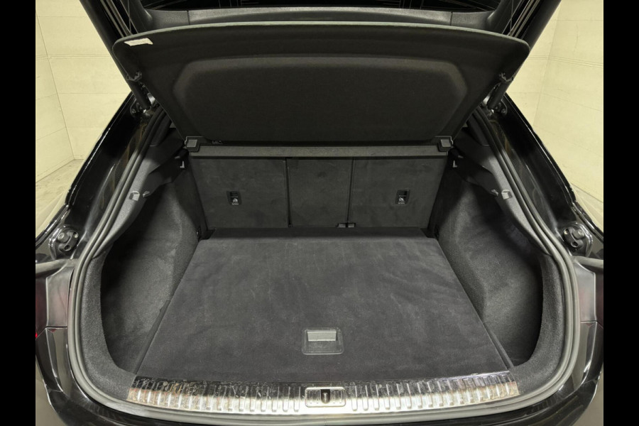 Audi Q3 Sportback 35 TFSI S-Line Black Edition Pano Virtual Carplay