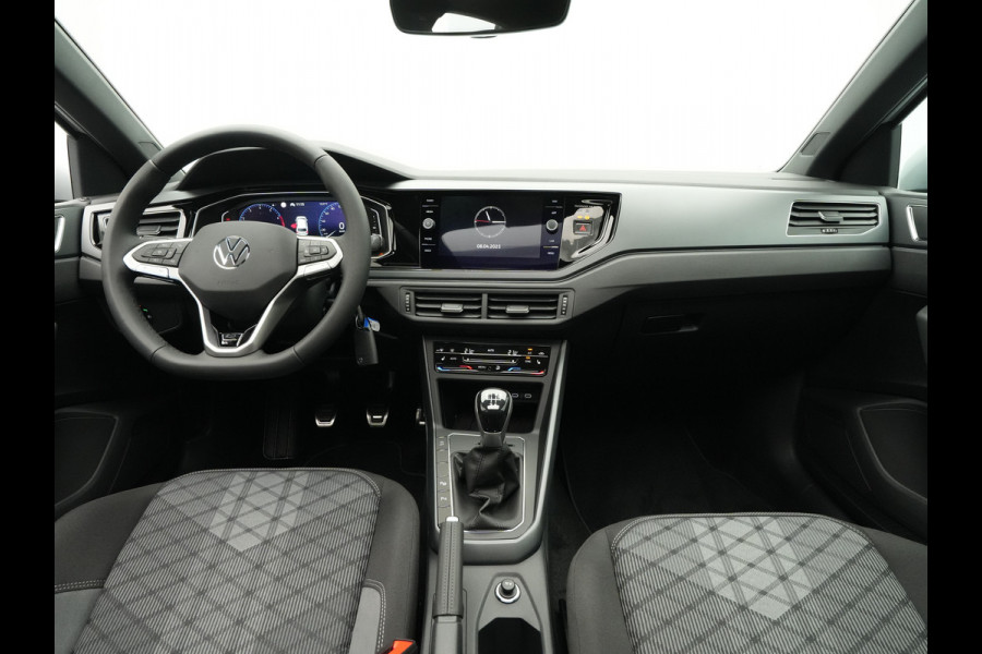 Volkswagen Polo 1.0 TSI 95 5MT R-Line Edition Telefoon draadloos oplaadbaar (Wireless Charging)