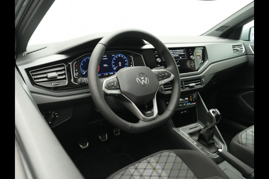 Volkswagen Polo 1.0 TSI 95 5MT R-Line Edition Telefoon draadloos oplaadbaar (Wireless Charging)