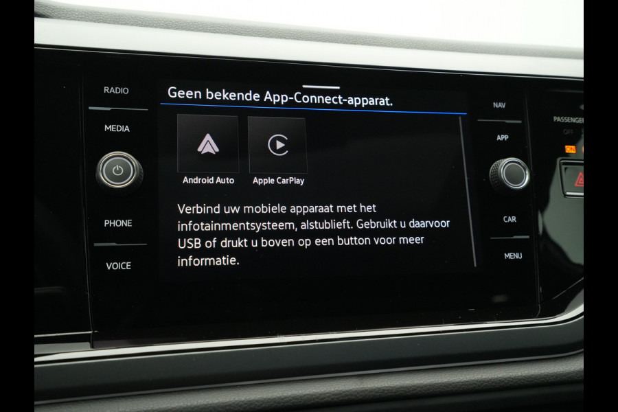 Volkswagen Polo 1.0 TSI 95 5MT R-Line Edition Telefoon draadloos oplaadbaar (Wireless Charging)