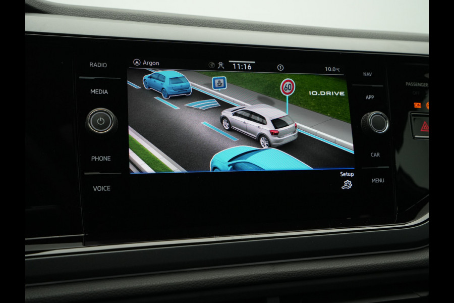 Volkswagen Polo 1.0 TSI 95 5MT R-Line Edition Telefoon draadloos oplaadbaar (Wireless Charging)