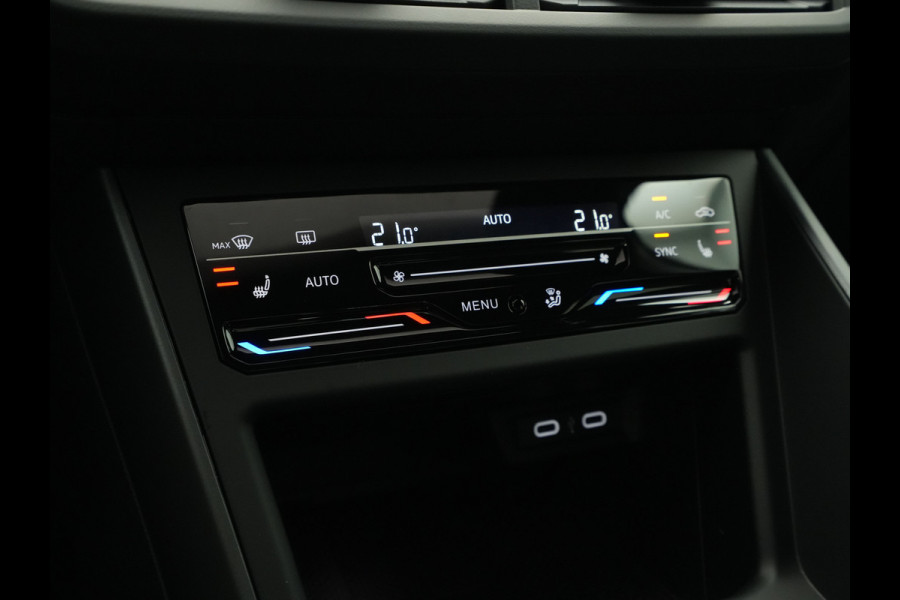 Volkswagen Polo 1.0 TSI 95 5MT R-Line Edition Telefoon draadloos oplaadbaar (Wireless Charging)