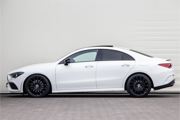 Mercedes-Benz CLA-Klasse 200 AMG Nightpakket, Pano, Widescreen, Sfeerverlichting, Camera, 2019 BTW