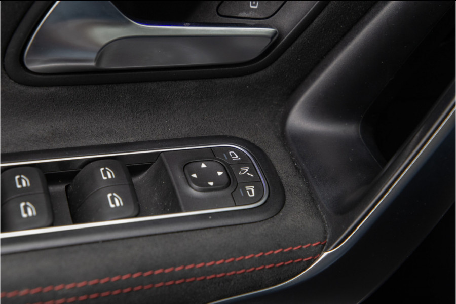 Mercedes-Benz CLA-Klasse 200 AMG Nightpakket, Pano, Widescreen, Sfeerverlichting, Camera, 2019 BTW
