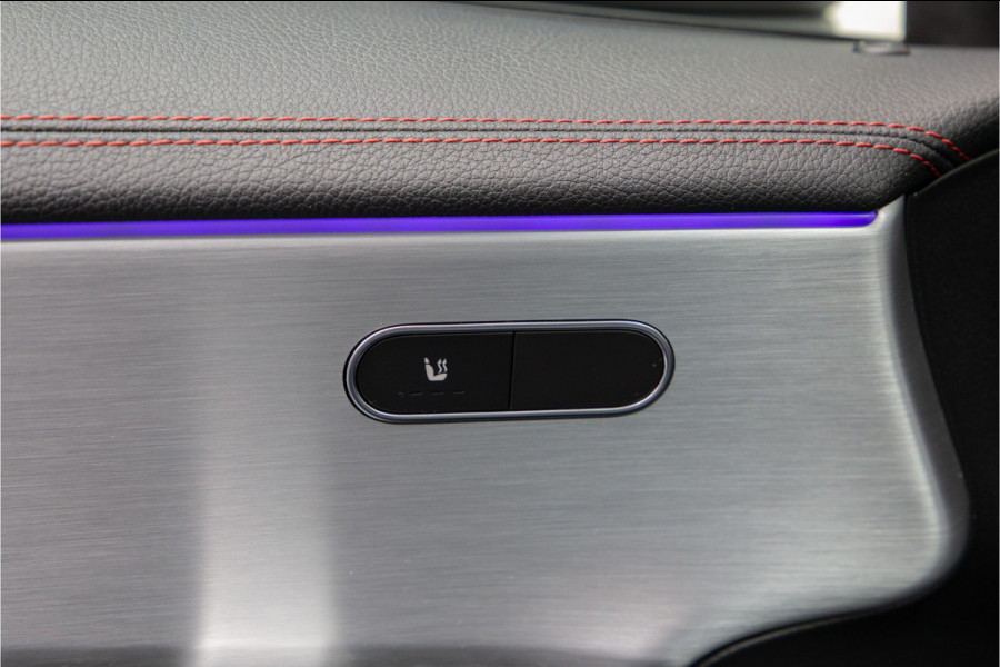 Mercedes-Benz CLA-Klasse 200 AMG Nightpakket, Pano, Widescreen, Sfeerverlichting, Camera, 2019 BTW