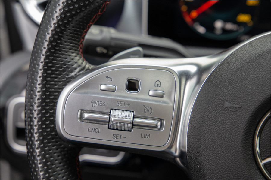 Mercedes-Benz CLA-Klasse 200 AMG Nightpakket, Pano, Widescreen, Sfeerverlichting, Camera, 2019 BTW
