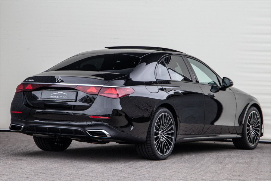Mercedes-Benz E-Klasse 300 e AMG Nightpakket, Panorama, Distronic, Carplay, 20" Hybrid