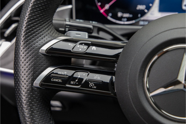 Mercedes-Benz E-Klasse 300 e AMG Nightpakket, Panorama, Distronic, Carplay, 20" Hybrid