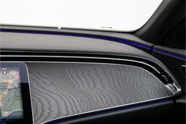Mercedes-Benz E-Klasse 300 e AMG Nightpakket, Panorama, Distronic, Carplay, 20" Hybrid