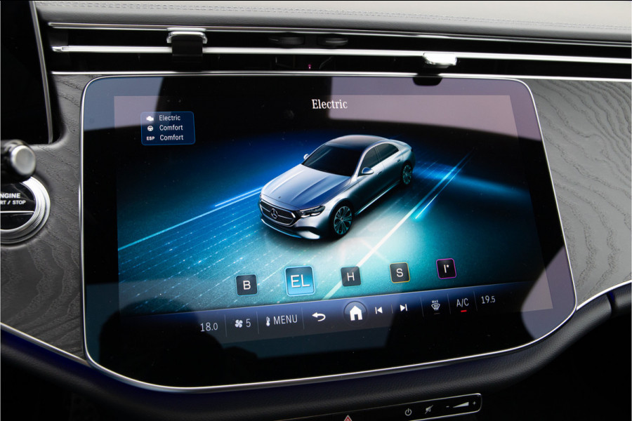 Mercedes-Benz E-Klasse 300 e AMG Nightpakket, Panorama, Distronic, Carplay, 20" Hybrid
