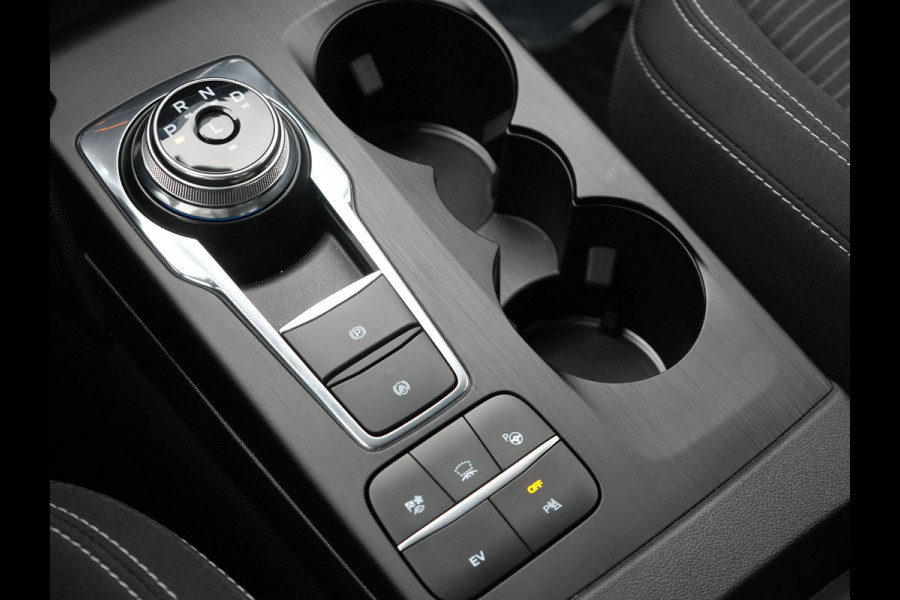 Ford Kuga 2.5 Titanium Plug in Hybride 225pk Dealer O.H PHEV | Trekhaak Af Fabriek | Head up |  Adaptive cruise | Keyless | Park assist | Sportstoelen Verwarmd | Apple Carplay | Navigatie | Virtual | DAB |