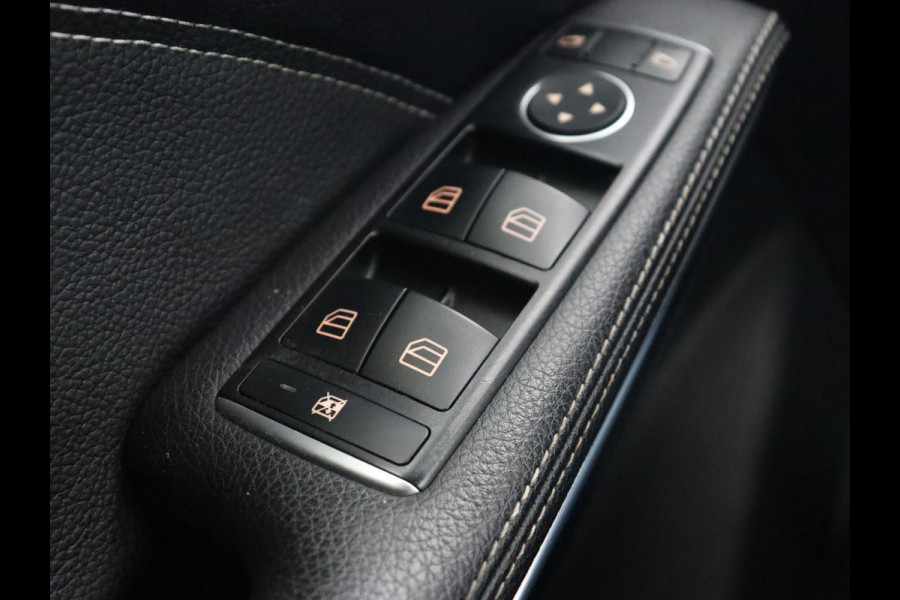 Mercedes-Benz CLA-Klasse 180 Business Edition | Stoelverwarming | Camera | Full LED | Navigatie | Park Assist | Half leder | Airco | Cruise control