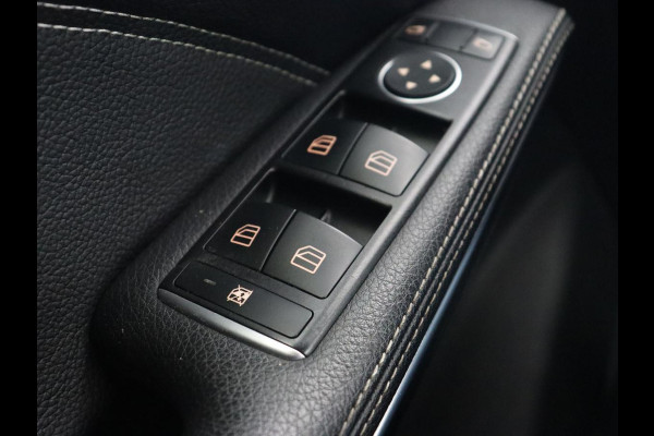 Mercedes-Benz CLA-Klasse 180 Business Edition | Stoelverwarming | Camera | Full LED | Navigatie | Park Assist | Half leder | Airco | Cruise control