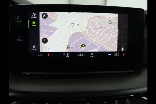 Škoda Octavia 1.0 TSI Business Edition | Camera | Carplay | Navigatie | Full LED | Parkeerhulp | Chrome Pakket | Cruise control | Digital Cockpit | 17'' lichtmetalen velgen