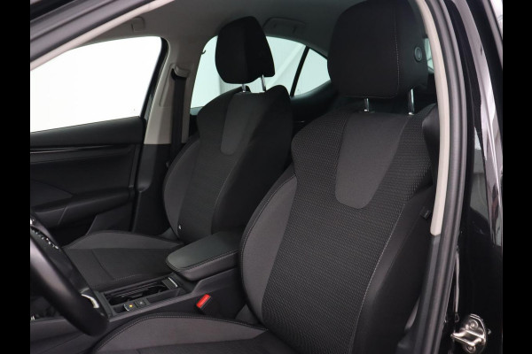 Škoda Octavia 1.0 TSI Business Edition | Camera | Carplay | Navigatie | Full LED | Parkeerhulp | Chrome Pakket | Cruise control | Digital Cockpit | 17'' lichtmetalen velgen