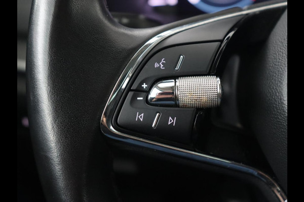 Škoda Octavia 1.0 TSI Business Edition | Camera | Carplay | Navigatie | Full LED | Parkeerhulp | Chrome Pakket | Cruise control | Digital Cockpit | 17'' lichtmetalen velgen