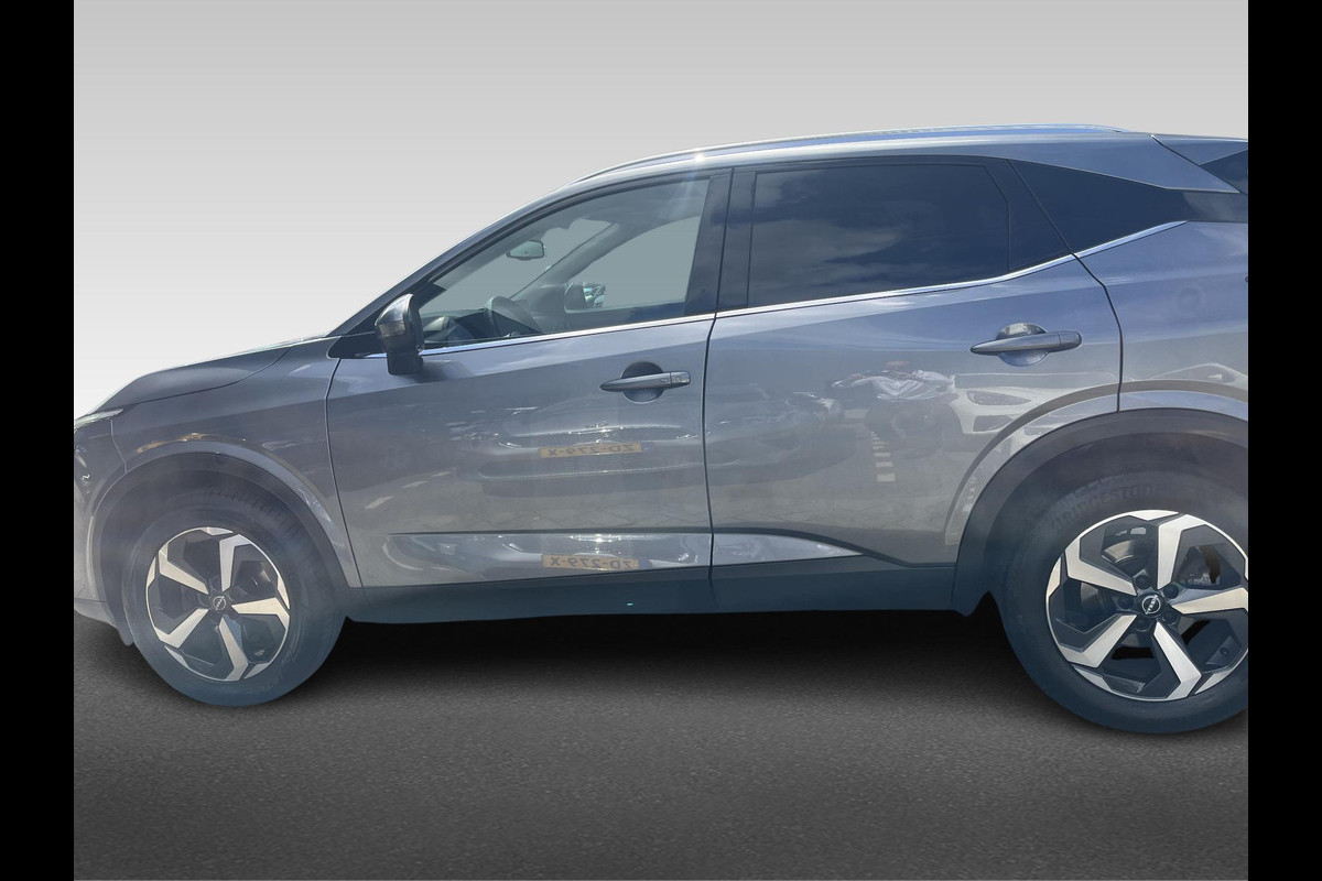 Nissan QASHQAI 1.3 MHEV N-Connecta | Pano | 360 Camera | Nissan QASHQAI 1.3 MHEV N-Connecta | Pano | 360 Camera |