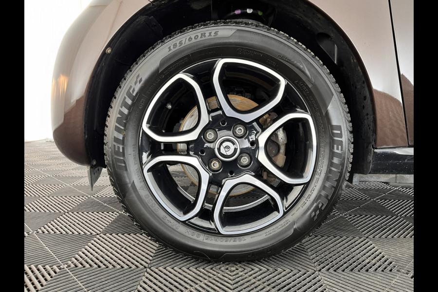Smart Forfour electric drive prime 18 kWh *PANO | LUXURY-LEATHER | NAVI-FULLMAP | CAMERA | HEATED-COMFORTSEATS | AIRCO | CRUISE | 15''ALU*