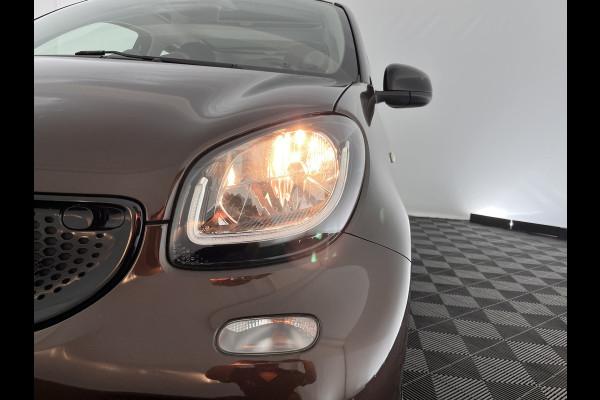 Smart Forfour electric drive prime 18 kWh *PANO | LUXURY-LEATHER | NAVI-FULLMAP | CAMERA | HEATED-COMFORTSEATS | AIRCO | CRUISE | 15''ALU*