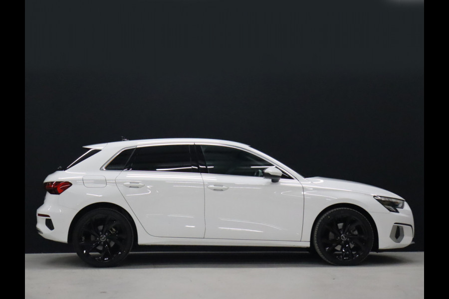 Audi A3 Sportback 30 TFSI Sport [CRUISE CONTROL, APPLE CARPLAY, PARKEERSENSOREN, SPORTSTOELEN, NAVIGATIE, NIEUWSTAAT]