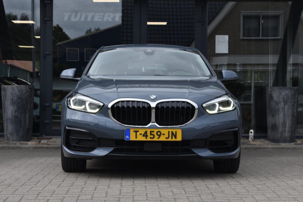 BMW 1-serie 116i Sport line | CAMERA | APPLE CARPLAY | ANDROID AUTO | NAP | DEALER ONDERHOUDEN
