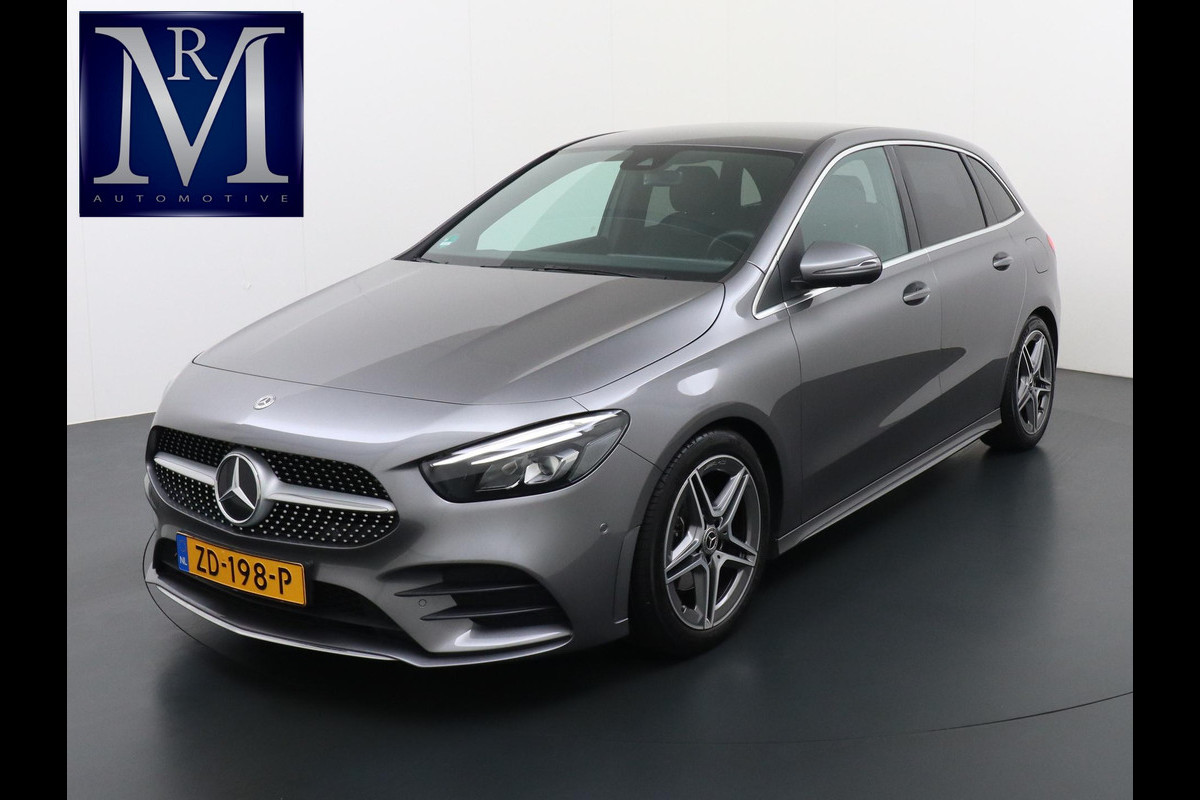 Mercedes-Benz B-Klasse 180 Business Solution AMG ORIGINEEL NL AUTO MET NAP | ELEKTRISCHE ACHTERKLEP | STOELVERWARMING | TREKHAAK | CAMERA | UNIEKE KM-STAND | RIJKLAAR GELEVERD MET 12 MND BOVAG GARANTIE TIE