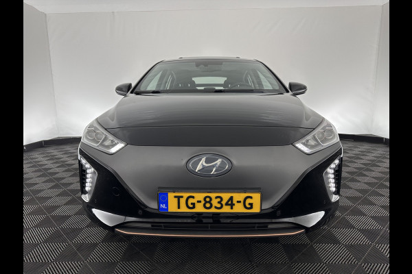 Hyundai IONIQ Premium EV (SOH-100%) (INCL-BTW) *PANO | FULL-LEATHER | INFINITY-AUDIO | FULL-LED | KEYLESS | NAVI-FULLMAP |  ADAPTIVE-CRUISE |  DAB | CAMERA | MEMORY-PACK | DIGI-COCKPIT | CCS-FASTLOADER | LANE-ASSIST...