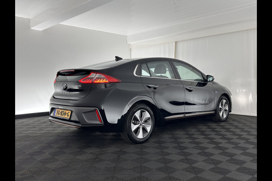 Hyundai IONIQ Premium EV (SOH-100%) (INCL-BTW) *PANO | FULL-LEATHER | INFINITY-AUDIO | FULL-LED | KEYLESS | NAVI-FULLMAP |  ADAPTIVE-CRUISE |  DAB | CAMERA | MEMORY-PACK | DIGI-COCKPIT | CCS-FASTLOADER | LANE-ASSIST...