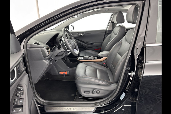 Hyundai IONIQ Premium EV (SOH-100%) (INCL-BTW) *PANO | FULL-LEATHER | INFINITY-AUDIO | FULL-LED | KEYLESS | NAVI-FULLMAP |  ADAPTIVE-CRUISE |  DAB | CAMERA | MEMORY-PACK | DIGI-COCKPIT | CCS-FASTLOADER | LANE-ASSIST...