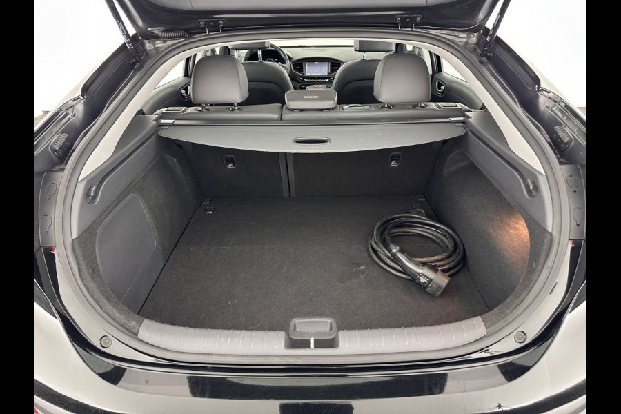 Hyundai IONIQ Premium EV (SOH-100%) (INCL-BTW) *PANO | FULL-LEATHER | INFINITY-AUDIO | FULL-LED | KEYLESS | NAVI-FULLMAP |  ADAPTIVE-CRUISE |  DAB | CAMERA | MEMORY-PACK | DIGI-COCKPIT | CCS-FASTLOADER | LANE-ASSIST...