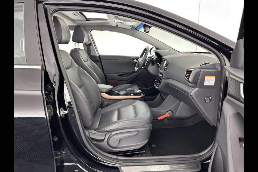 Hyundai IONIQ Premium EV (SOH-100%) (INCL-BTW) *PANO | FULL-LEATHER | INFINITY-AUDIO | FULL-LED | KEYLESS | NAVI-FULLMAP |  ADAPTIVE-CRUISE |  DAB | CAMERA | MEMORY-PACK | DIGI-COCKPIT | CCS-FASTLOADER | LANE-ASSIST...