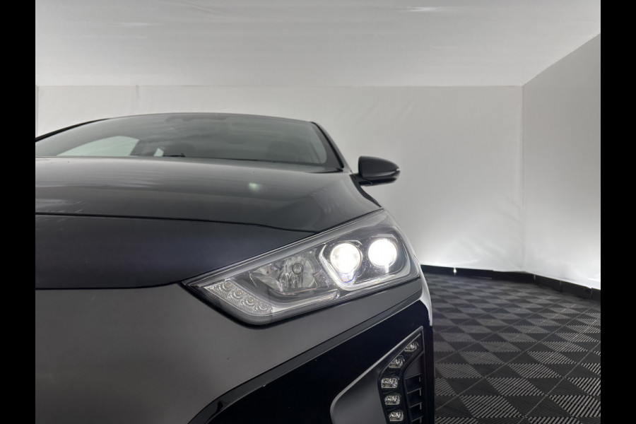 Hyundai IONIQ Premium EV (SOH-100%) (INCL-BTW) *PANO | FULL-LEATHER | INFINITY-AUDIO | FULL-LED | KEYLESS | NAVI-FULLMAP |  ADAPTIVE-CRUISE |  DAB | CAMERA | MEMORY-PACK | DIGI-COCKPIT | CCS-FASTLOADER | LANE-ASSIST...