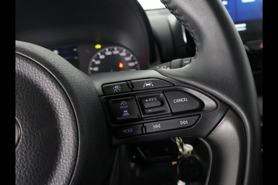 Toyota Yaris 1.5 Hybrid 115 Active Bi-Tone | Apple Carplay & AndroidAUTO | Adaptive cruise control | Camera | Garantie tot 03-2034