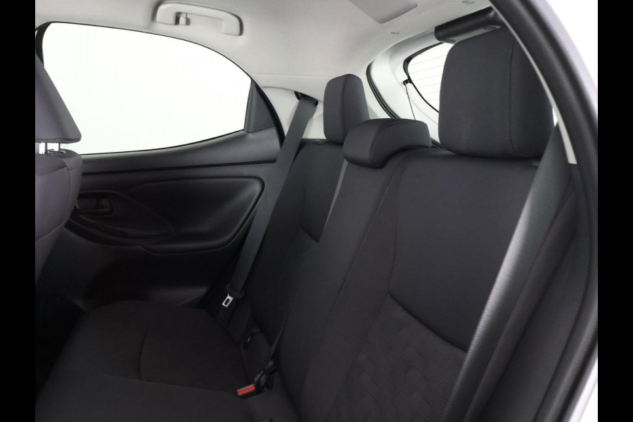 Toyota Yaris 1.5 Hybrid 115 Active Bi-Tone | Apple Carplay & AndroidAUTO | Adaptive cruise control | Camera | Garantie tot 03-2034