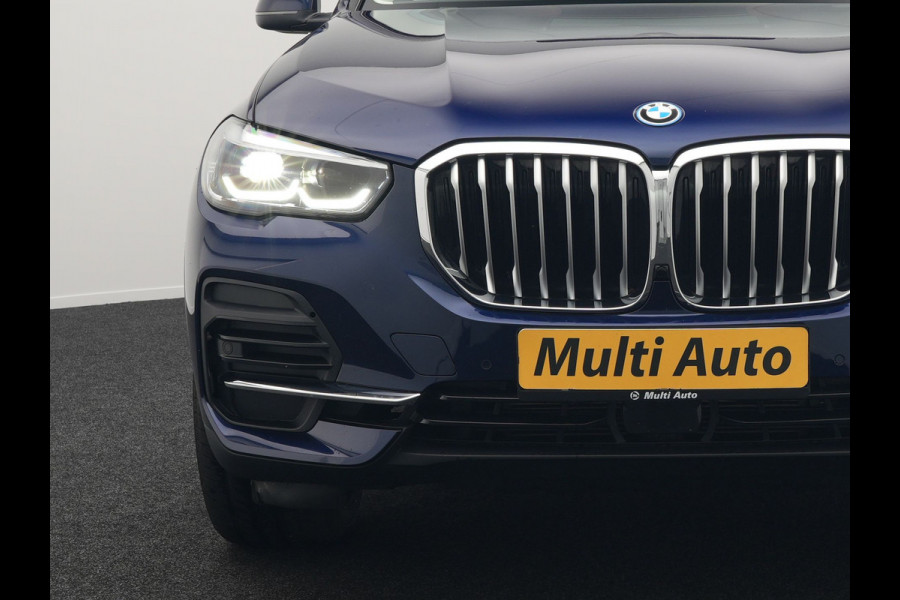 BMW X5 xDrive45e High Executive Plug In Hybrid 395pk Dealer O.H PHEV | Trekhaak Af Fabriek | Panodak | Head Up | Lederen Sportstoelen Memory & Verwarmd | Apple Carplay | Blis | Sfeerverlichting | Navigatie | Virtual | DAB |