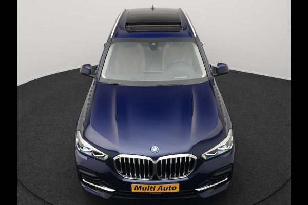 BMW X5 xDrive45e High Executive Plug In Hybrid 395pk Dealer O.H PHEV | Trekhaak Af Fabriek | Panodak | Head Up | Lederen Sportstoelen Memory & Verwarmd | Apple Carplay | Blis | Sfeerverlichting | Navigatie | Virtual | DAB |