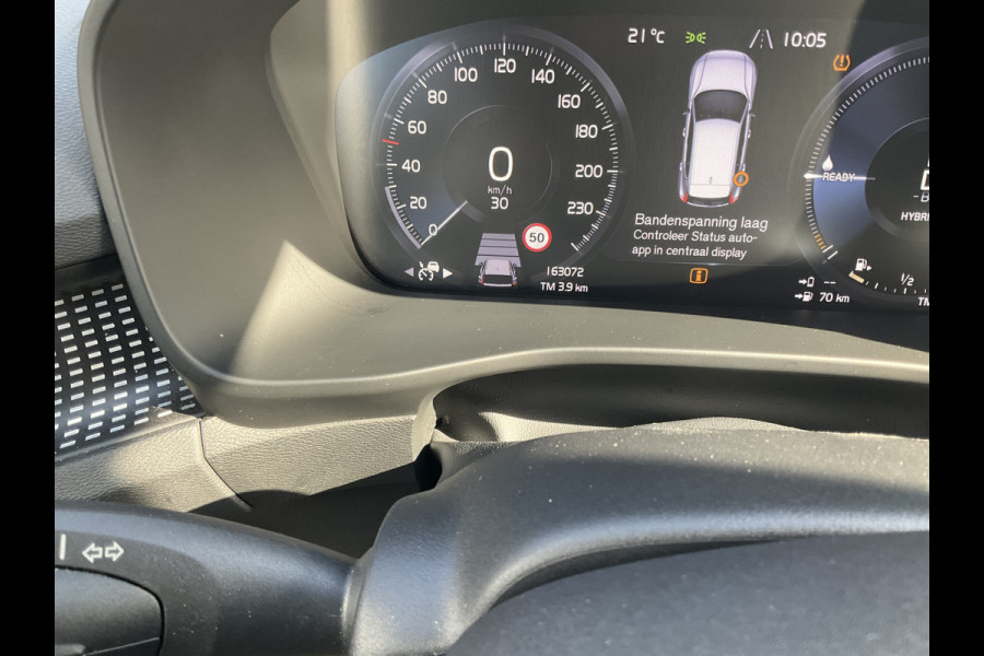 Volvo XC40 1.5 T5 262pk PHEV R-Design Leer Pano.dak BLIS Trekhaak Twin Engine