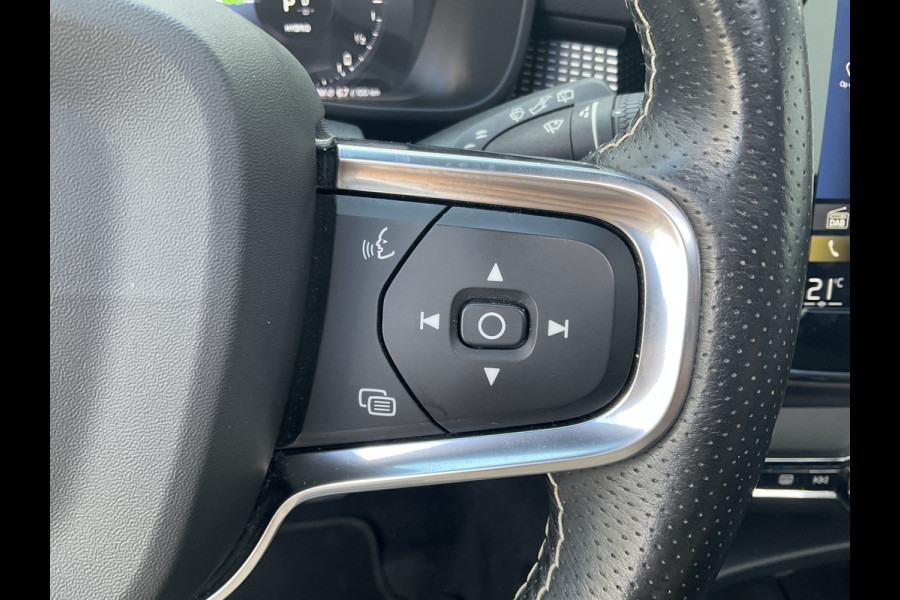 Volvo XC40 1.5 T5 262pk PHEV R-Design Leer Pano.dak BLIS Trekhaak Twin Engine