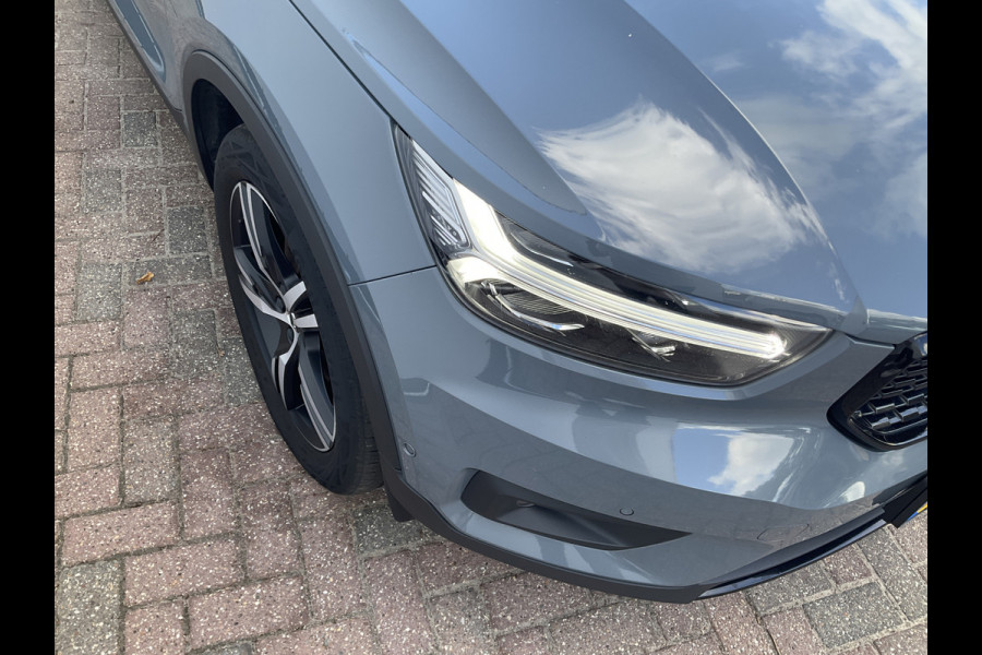 Volvo XC40 1.5 T5 262pk PHEV R-Design Leer Pano.dak BLIS Trekhaak Twin Engine